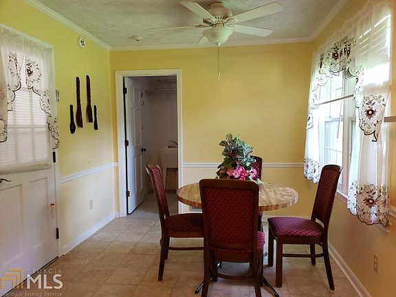 4th image of 572 Clubland Cir SE