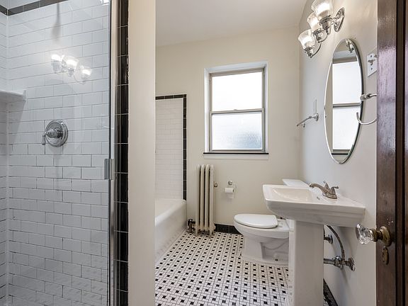 5th image of 436 S Euclid Ave APT 1N