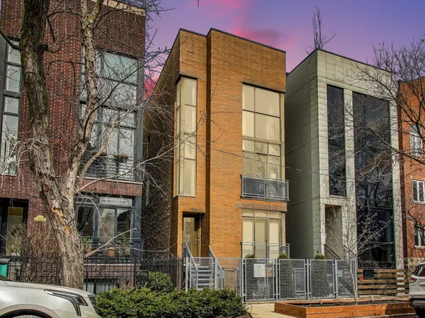 1720 W Le Moyne St #201, Chicago, IL 60622