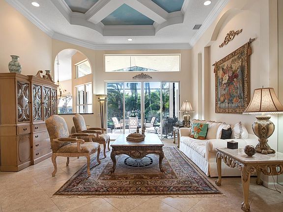 5th image of 7328 Lahana Cir