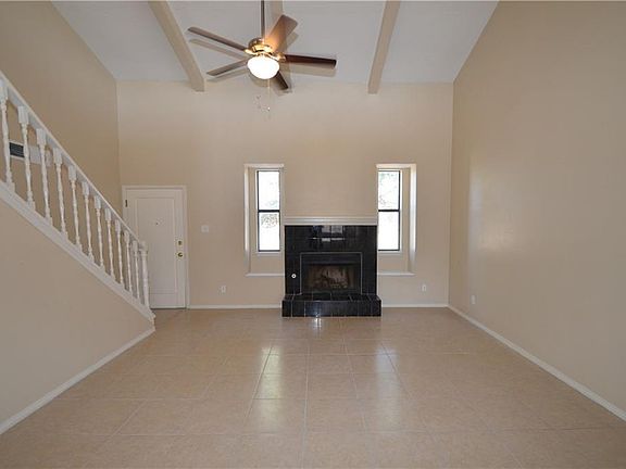 3rd image of 10905 Middledale St