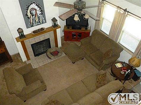 3rd image of 3212 Woodlark Dr