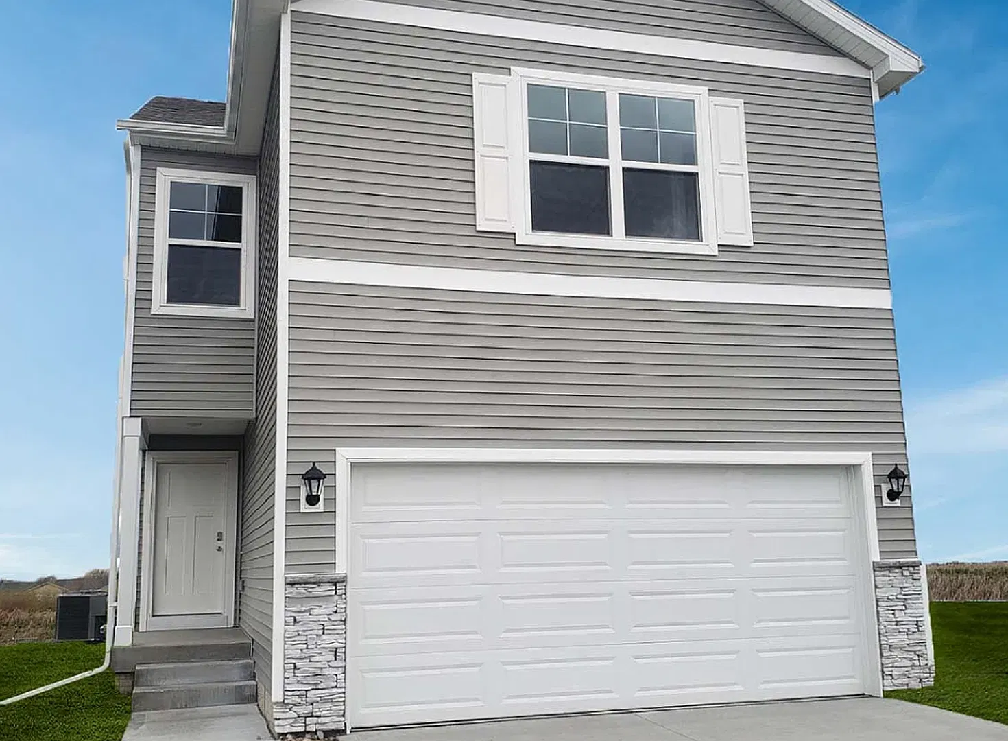 Spacious Newer Construction 4-Bedroom Home in Northwest Omaha! — Photo 2