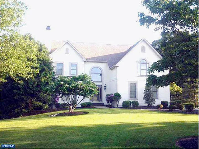 64 Alexanders Ct photo 1