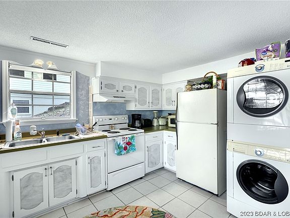 4th image of 32976 Stonecroft Dr