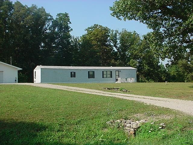 2nd image of 3903 Old Cincinnati Pike
