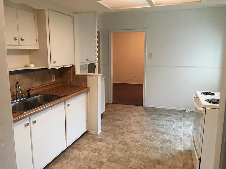 503 W Rickenbacker Dr — Photo 7