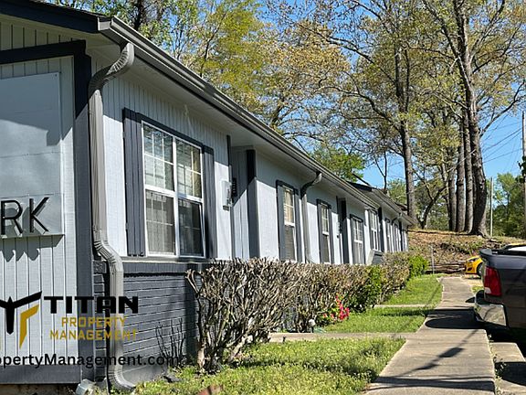 5th image of 700 Park Dr APT A