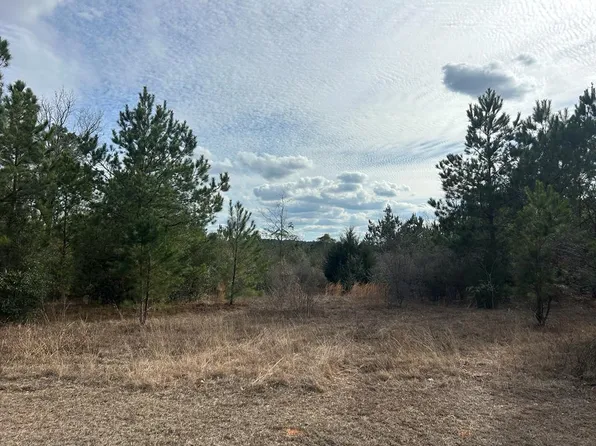 9 Whittle Hudson Rd, Ozark, AL 36360