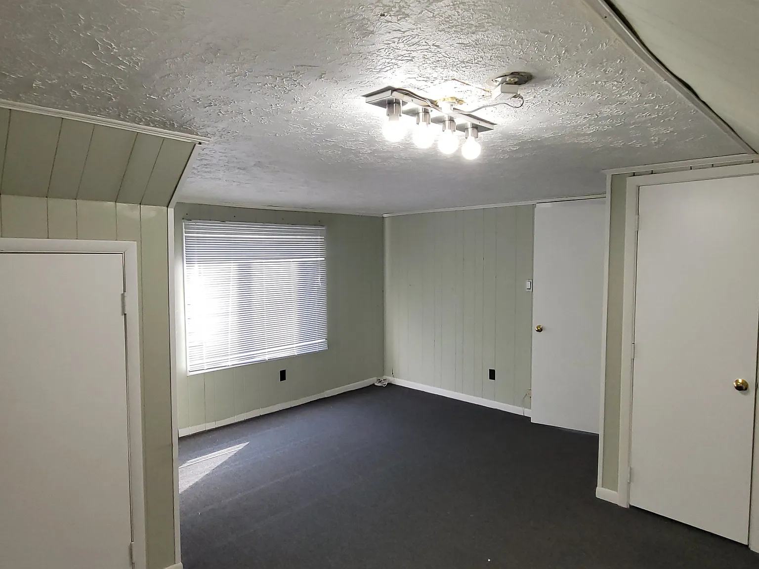 2 bed, 800 sqft, $950 — Photo 2
