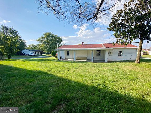 5th image of 1109 Sunnybrook Dr