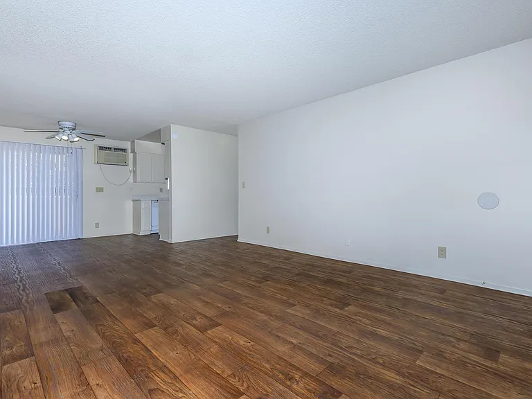 Greenbrook Apartments — Photo 9