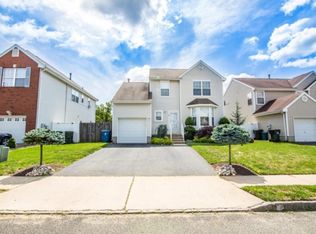 3 Devonshire Dr, Hazlet, NJ 07730