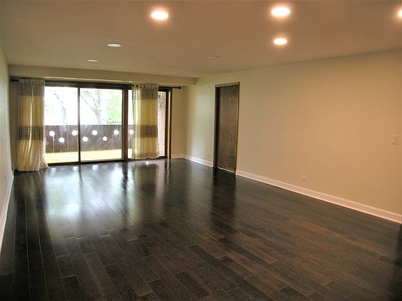 5th image of 121 S Spruce Ave APT 107