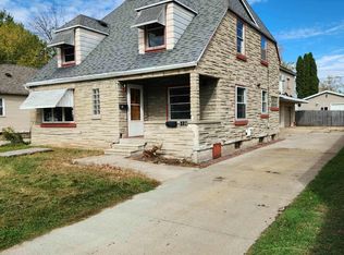 716 W Bell Ave, Appleton, WI 54914