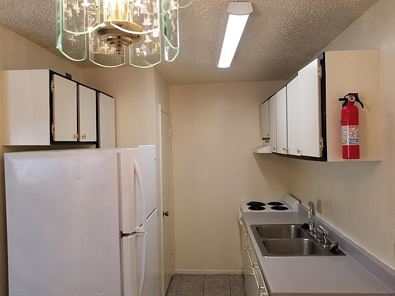 4th image of 803 Yegua St #4C