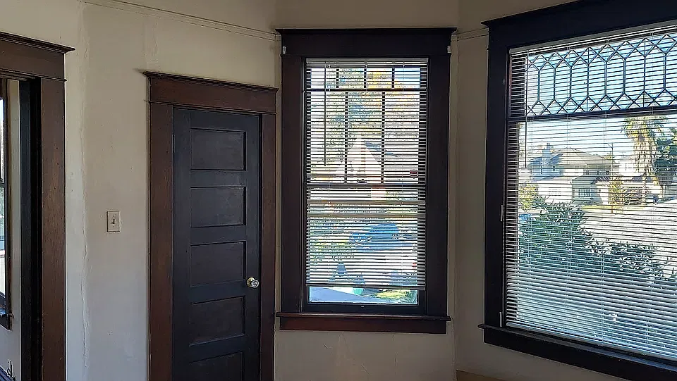 613 I St