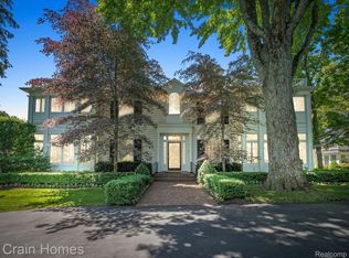 1155 Quarton Rd, Birmingham, MI 48009