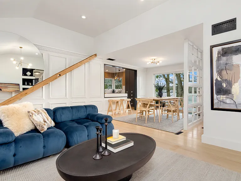 10 Helens Ln — Photo 11