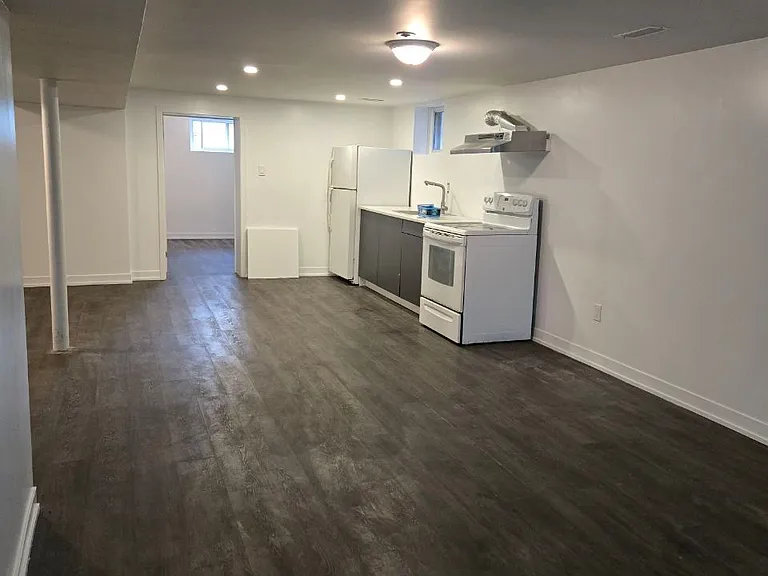 61 Lewiston Rd #BASEMENT — Photo 2