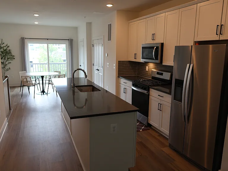 1535 Piccard Dr — Photo 12