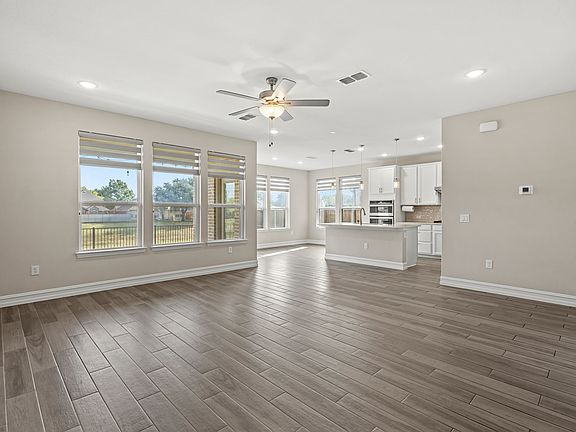 3rd image of 9922 Michael Irvin St