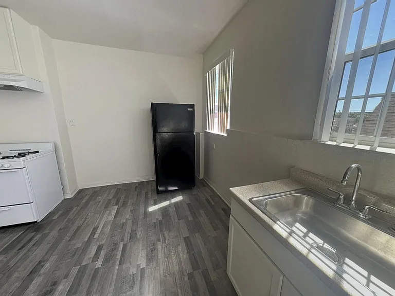 405 Soto. — Photo 10