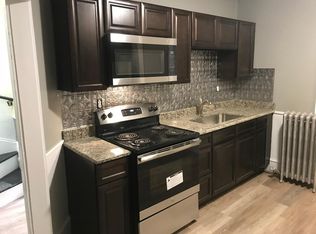 6 King St APT 1, Attleboro, MA 02703