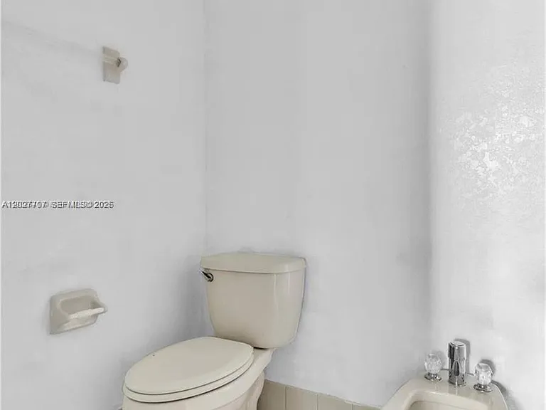 16628 SW 47th Ter — Photo 15