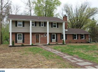 17 Lochatong Rd, Ewing, NJ 08628