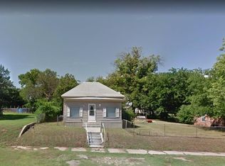 1214 W Dakota Ave, Chickasha, OK 73018