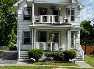 7 Woodland Rd, New hartford, NY 13413