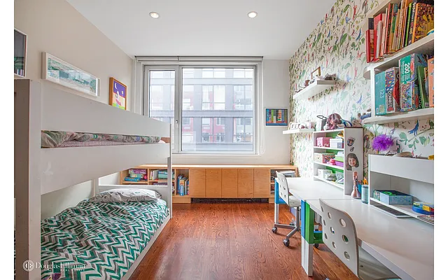 Rented by Douglas Elliman | media 16