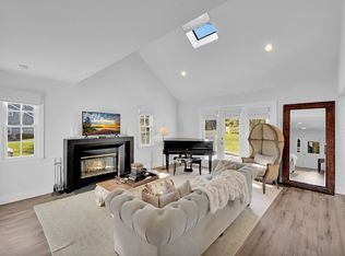 51 Riverhead Rd, Westhampton Beach, NY 11978