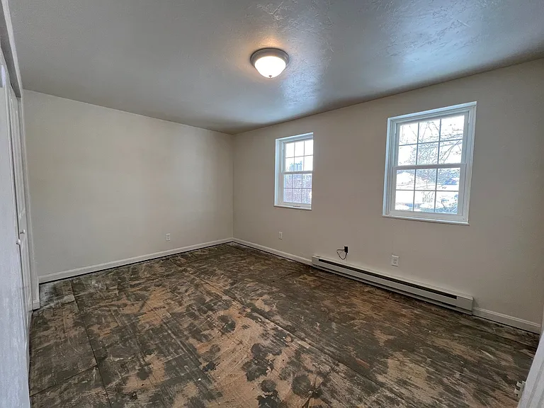 100 Boxwood Rd — Photo 6