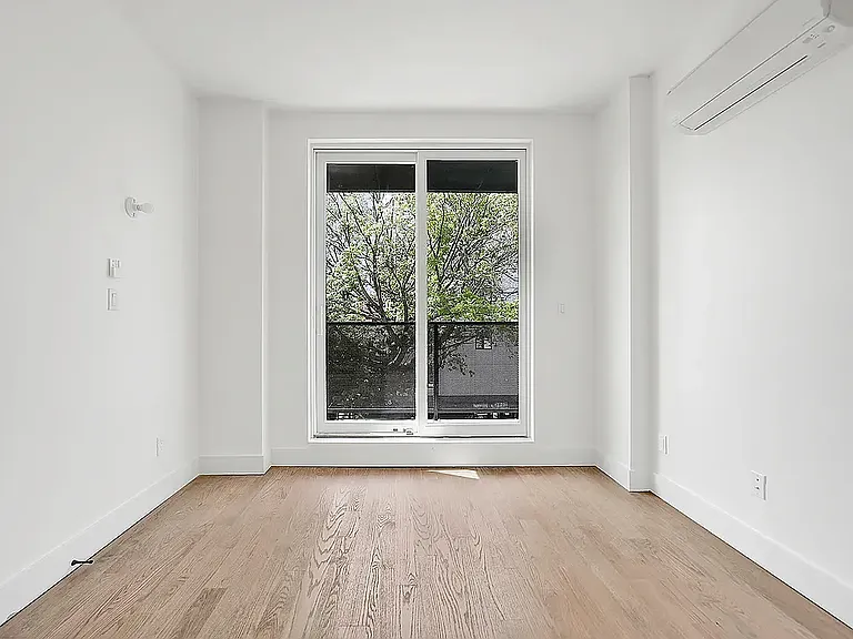2909 Albemarle Rd #4T — Photo 3