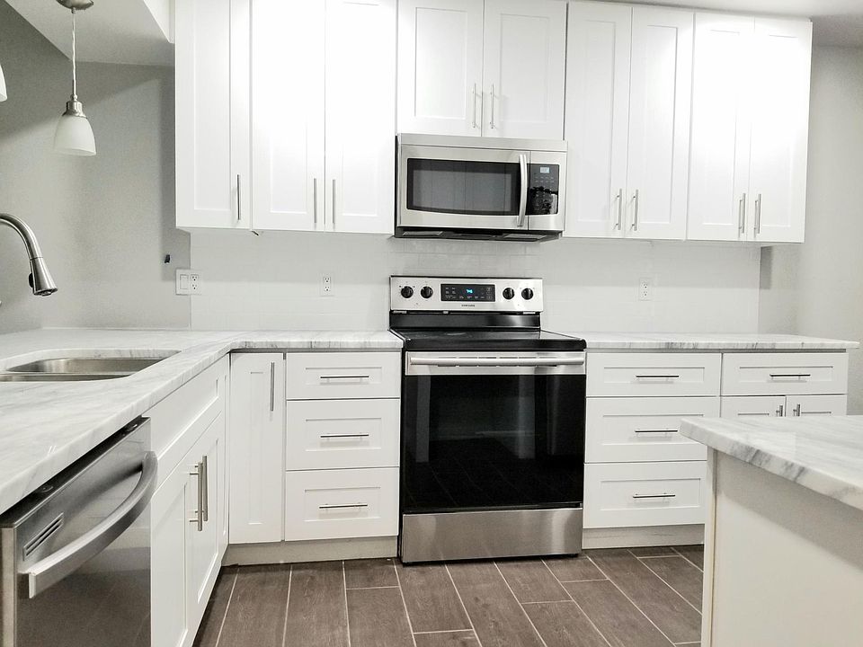 1st image of 8221 Sandpoint Blvd