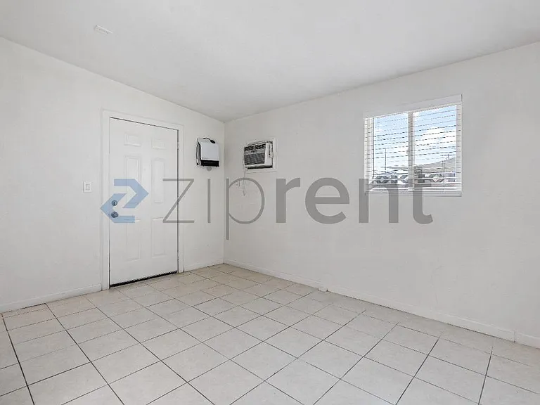221 Milinane Dr — Photo 22