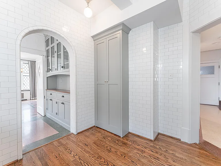 7417 Delmar Blvd #1 — Photo 6