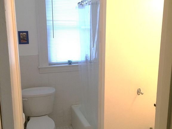 3rd image of 200 Alden Ave #Fl1