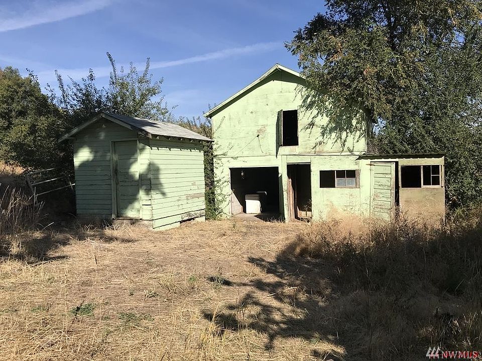 2nd image of 183 Nichols Rd