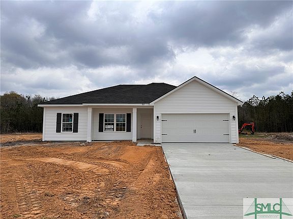 2nd image of 102 Sunflower Circle NE