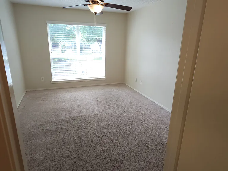 631 Cimarron Trl — Photo 99