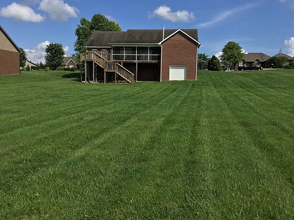 2nd image of 612 Yellow Rose Ln