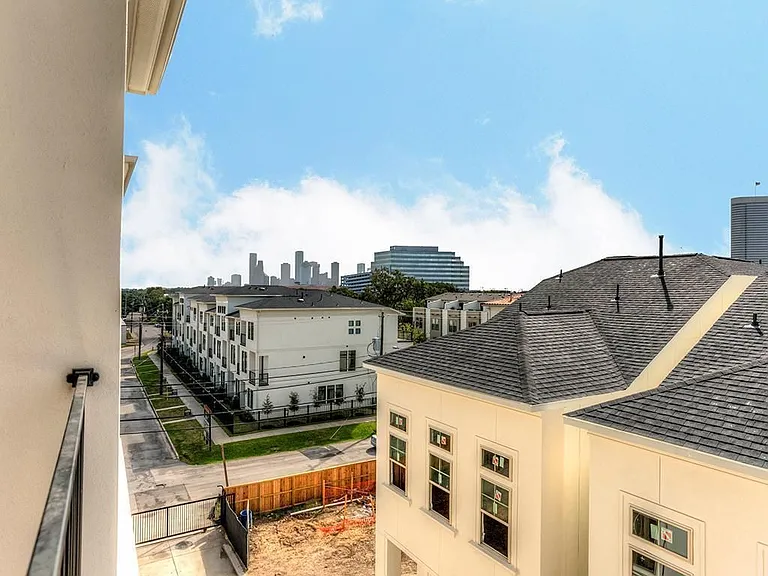 4009 Lillian St — Photo 22