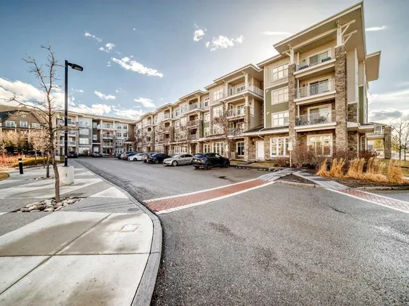 11 E Mahogany Row SE #3313, Calgary, AB T3M 2L6