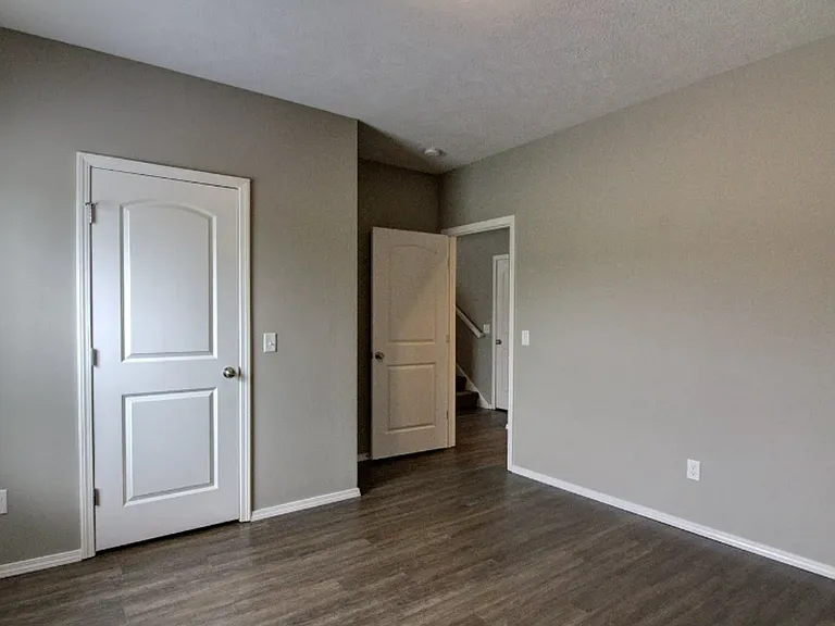 2460 W Spring Water St — Photo 11