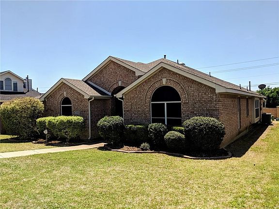 2nd image of 2105 Timberland Dr