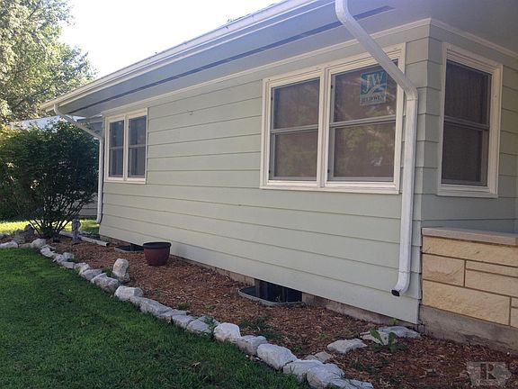 5th image of 1750 Park Ln