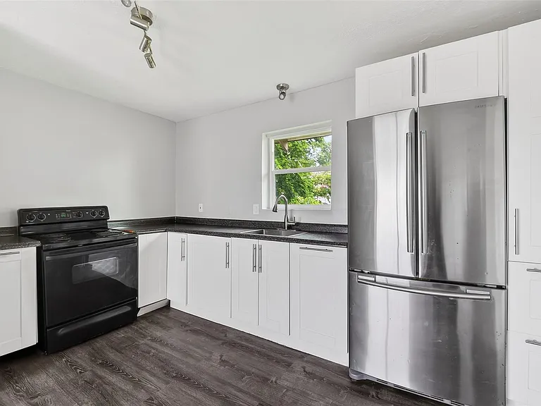6832 Avenue I — Photo 13